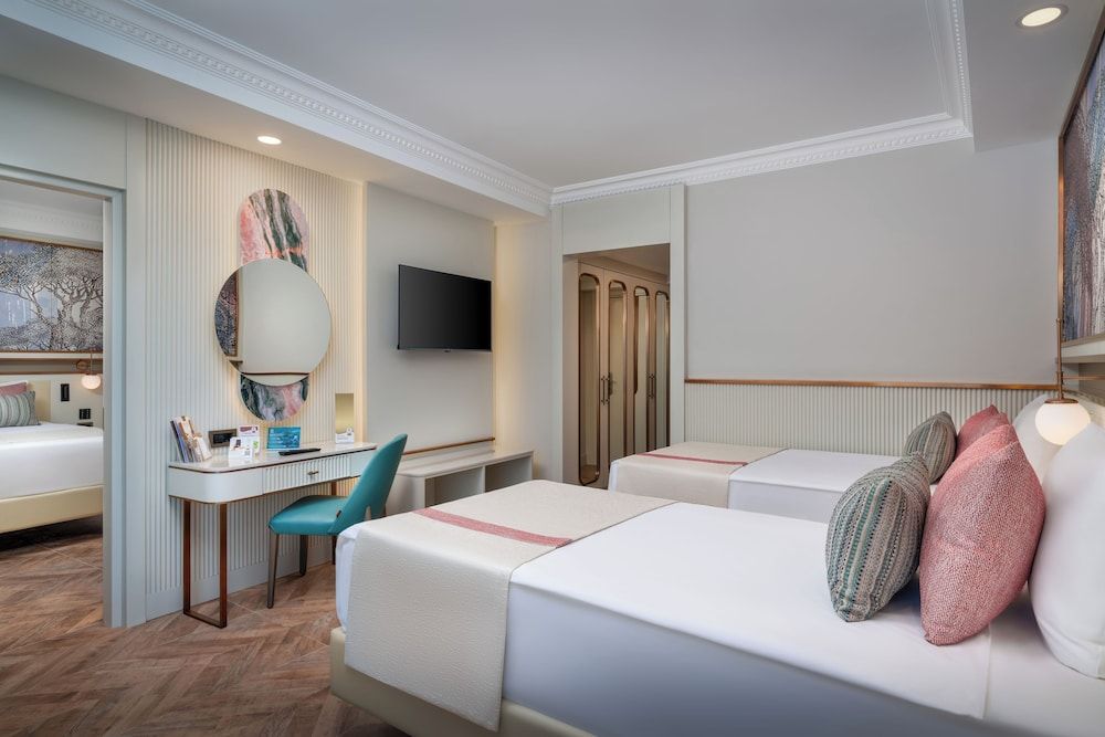 Delphin Palace - All Inclusive Family Room