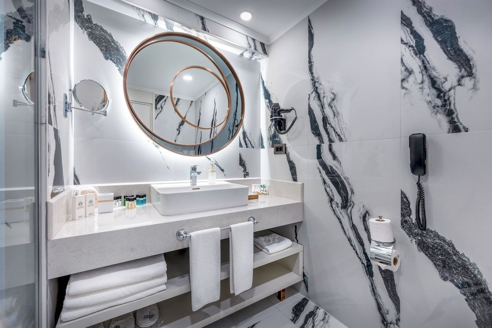 Delphin Palace - All Inclusive Standard Room, Partial Sea View 4