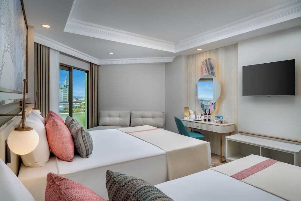 Delphin Palace - All Inclusive Standard Room, Partial Sea View