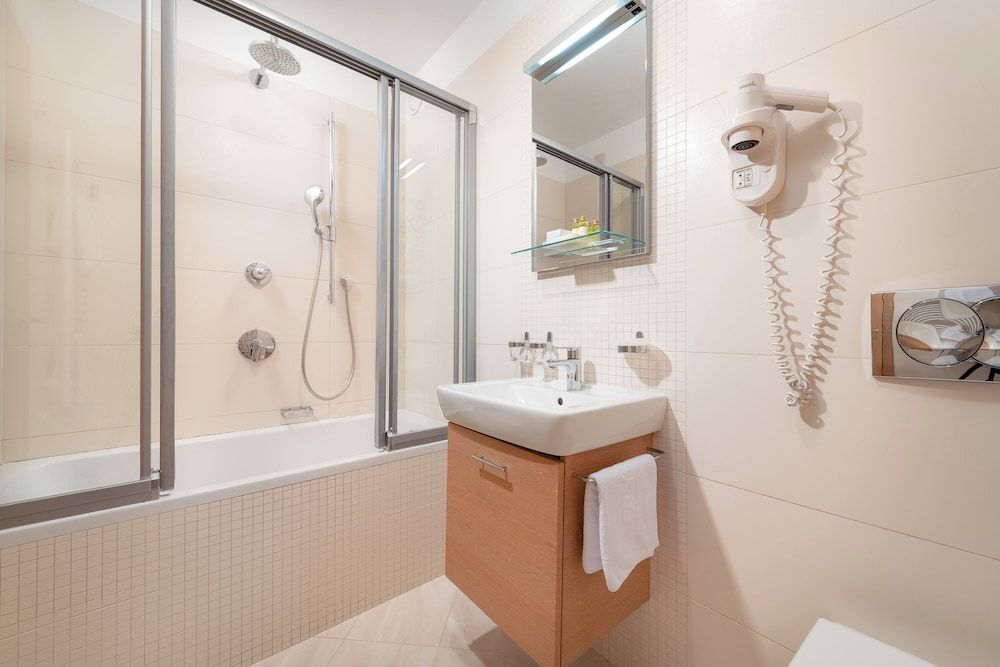 Hotel Olympia Family Suite, Sea View 4