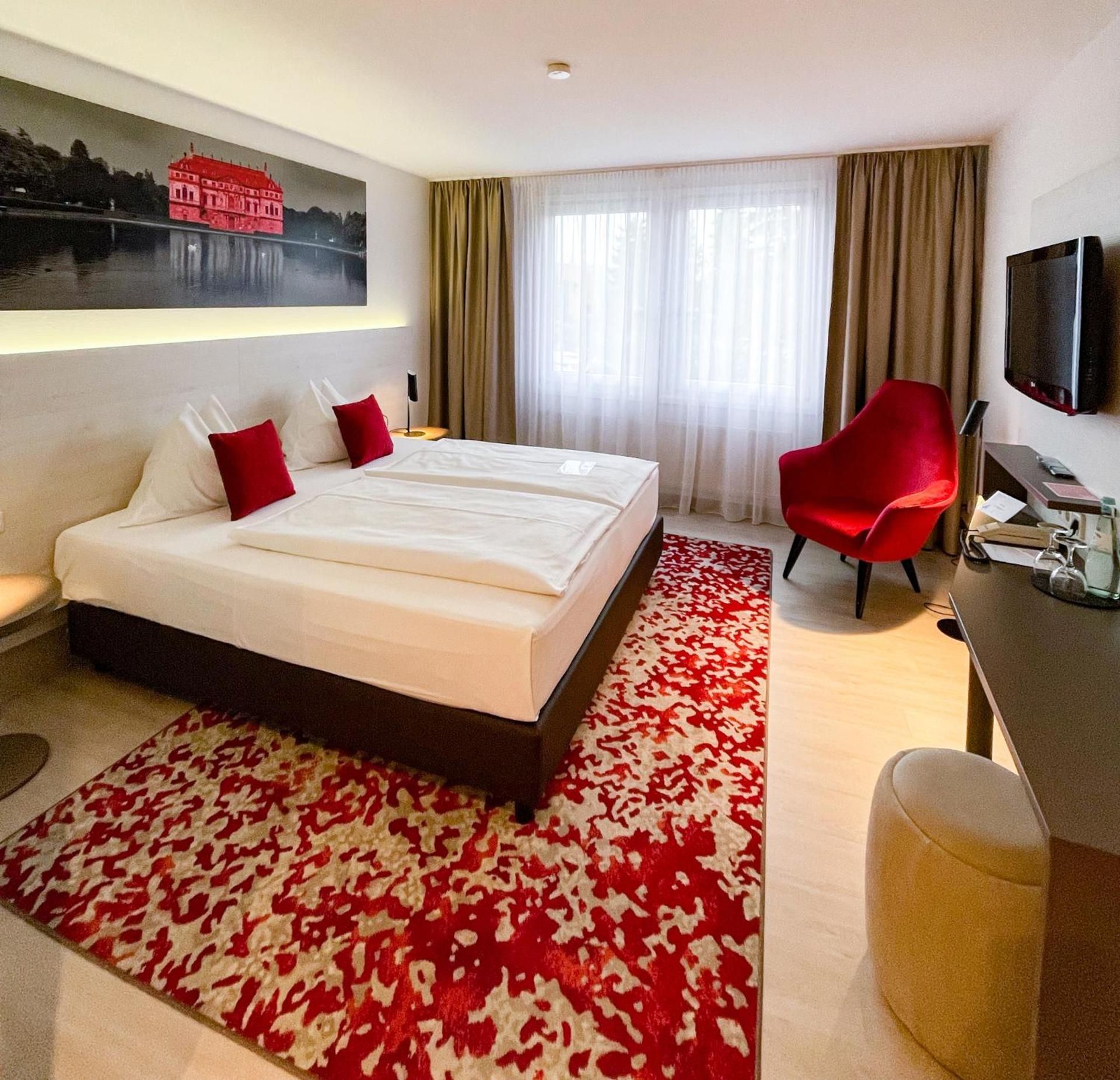 undefined Ramada by Wyndham Dresden 6