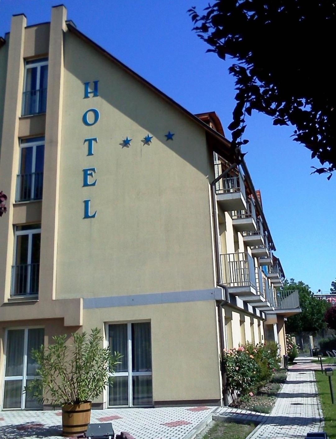 undefined Hotel Luna  Budapest 3