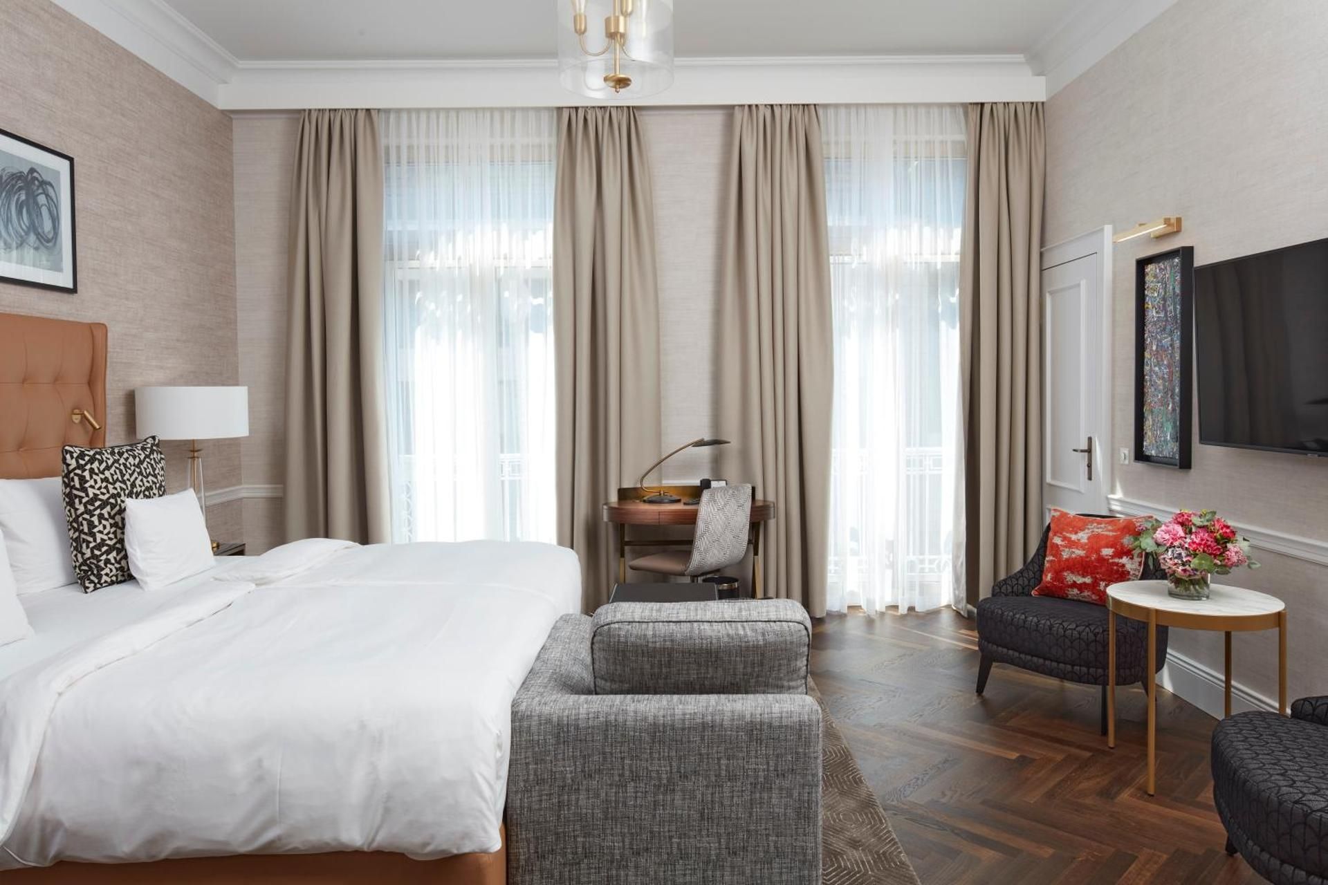 Steigenberger Icon Parkhotel Düsseldorf Deluxe Double Room 5