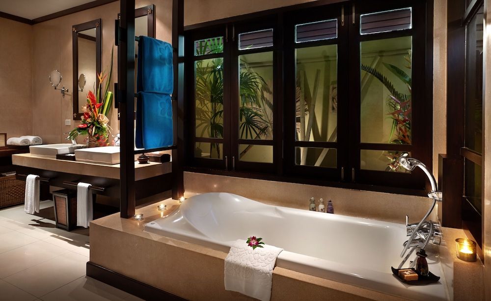 Bo Phut Resort & Spa Villa, Jetted Tub, Beachside 2