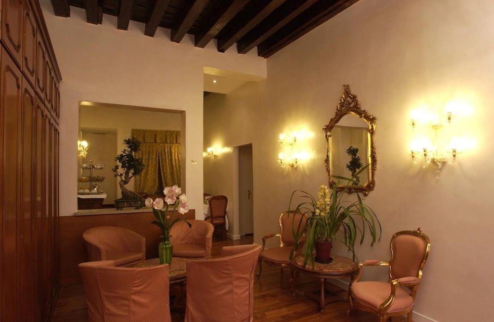 undefined Hotel Locanda Canal 2