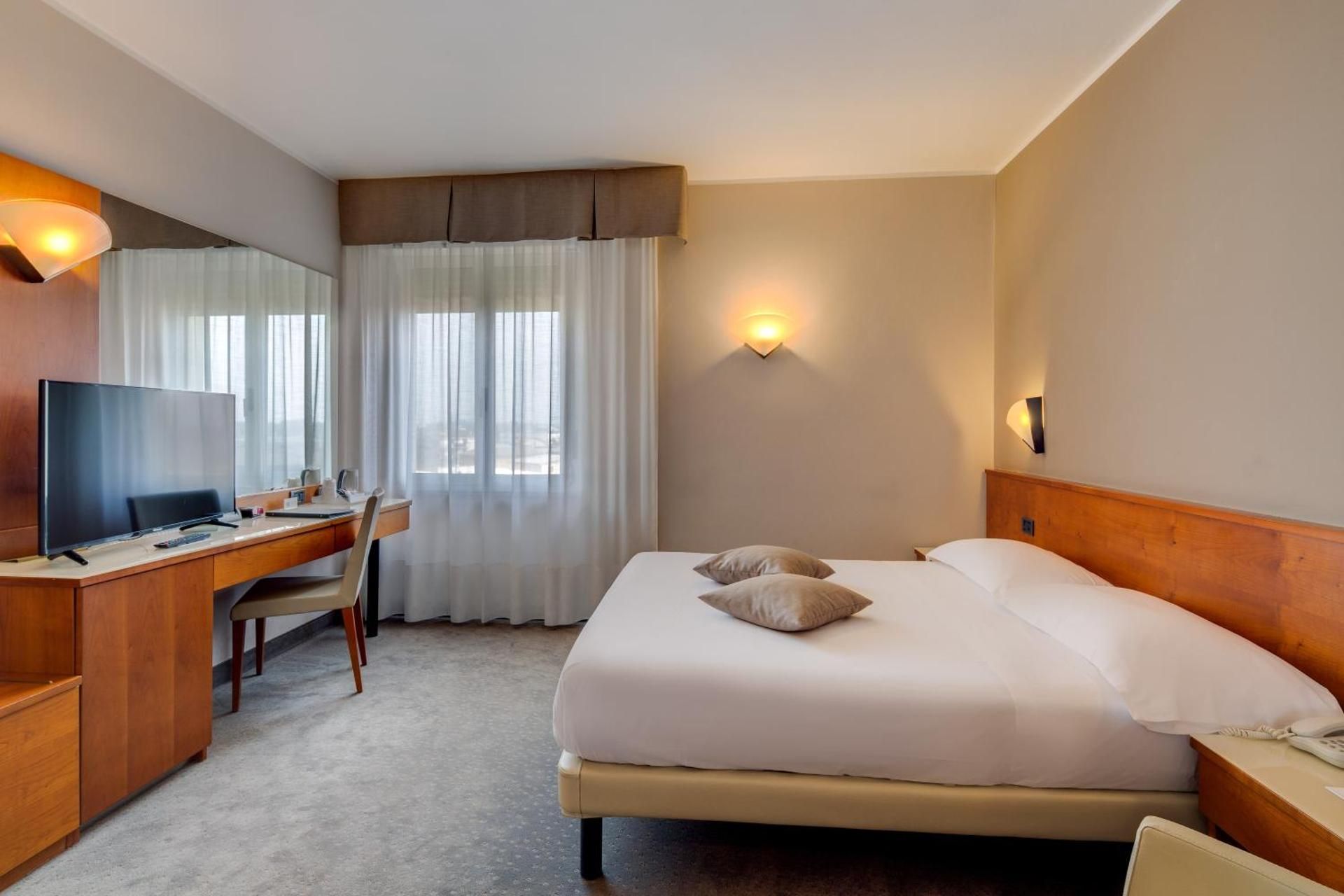 Classic Double Room