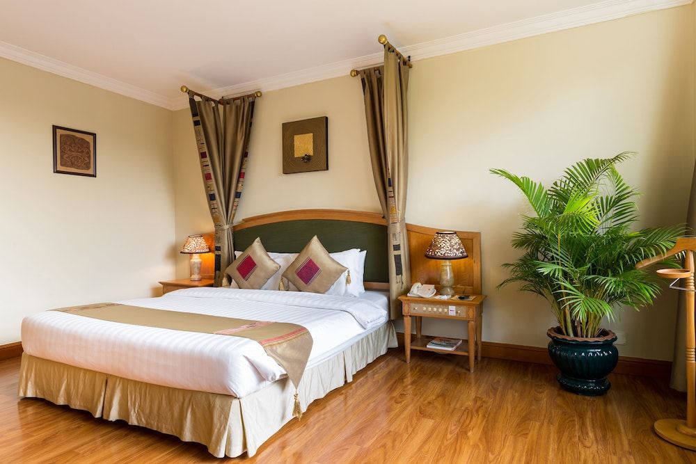 Angkor Century Resort & Spa Superior Double Room 5
