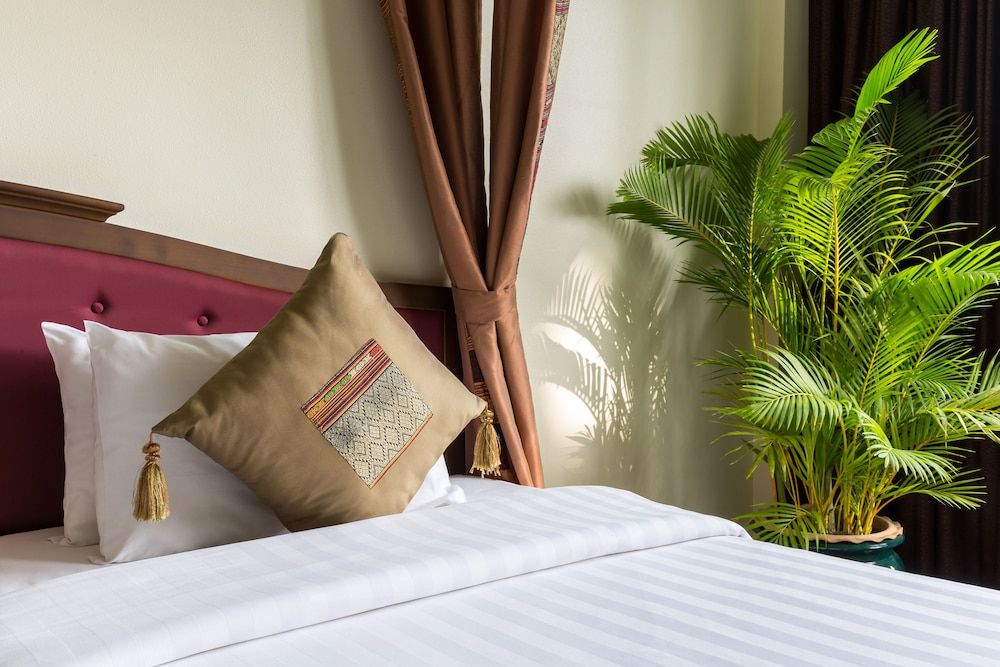 Angkor Century Resort & Spa Superior Double Room 2