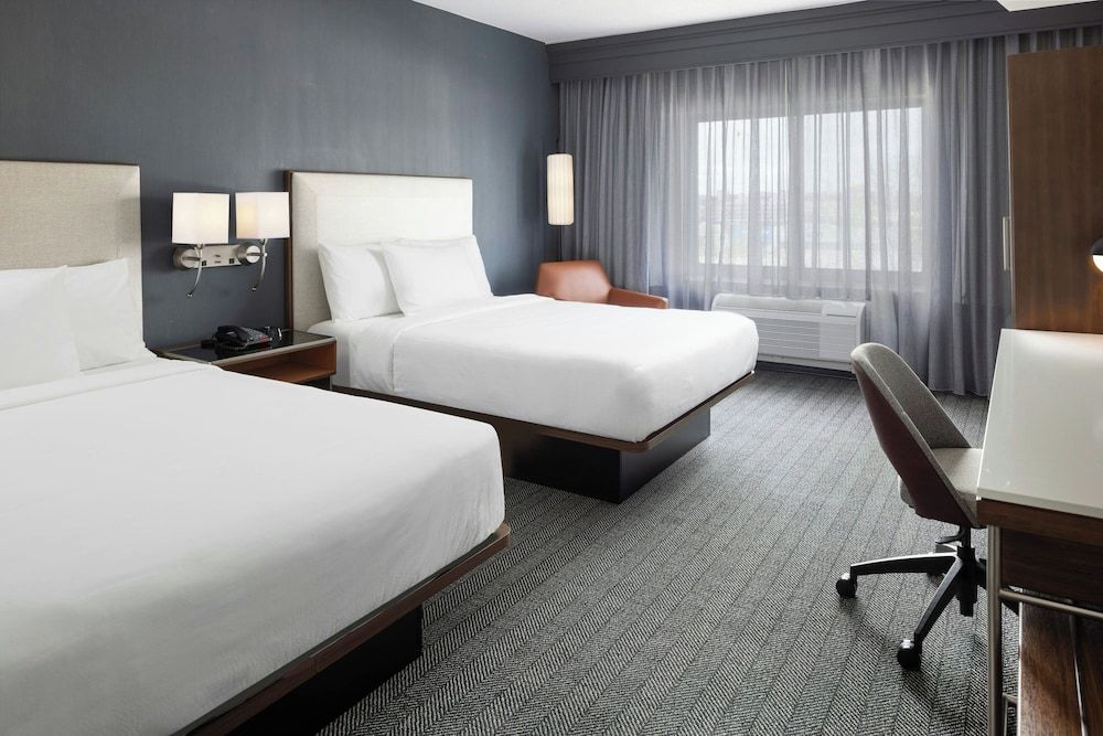 Deluxe Room, 2 Queen Beds, Non Smoking