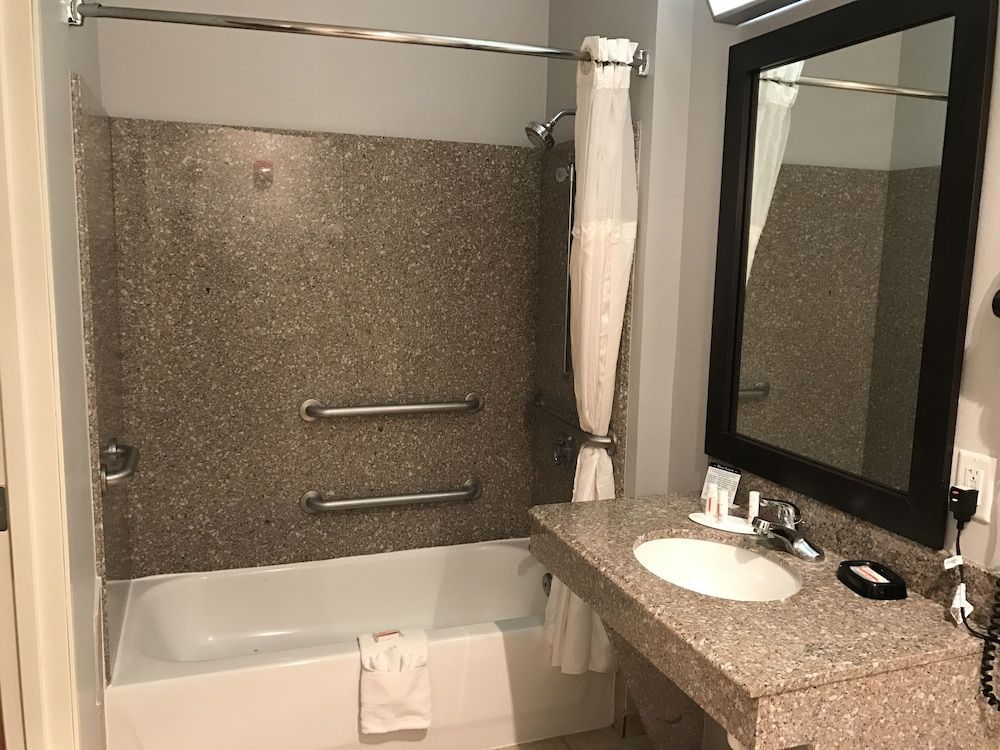 Studio Suite, 1 King Bed, Accessible, Non Smoking (Tub with Grab Bars)