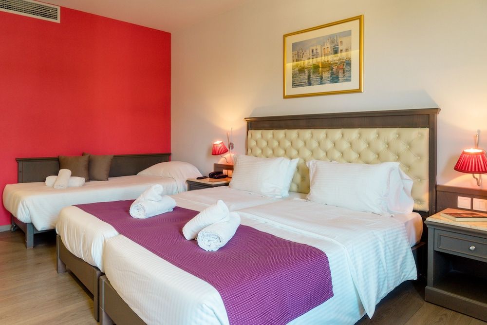 Castello City Hotel Family Room (Family) 2