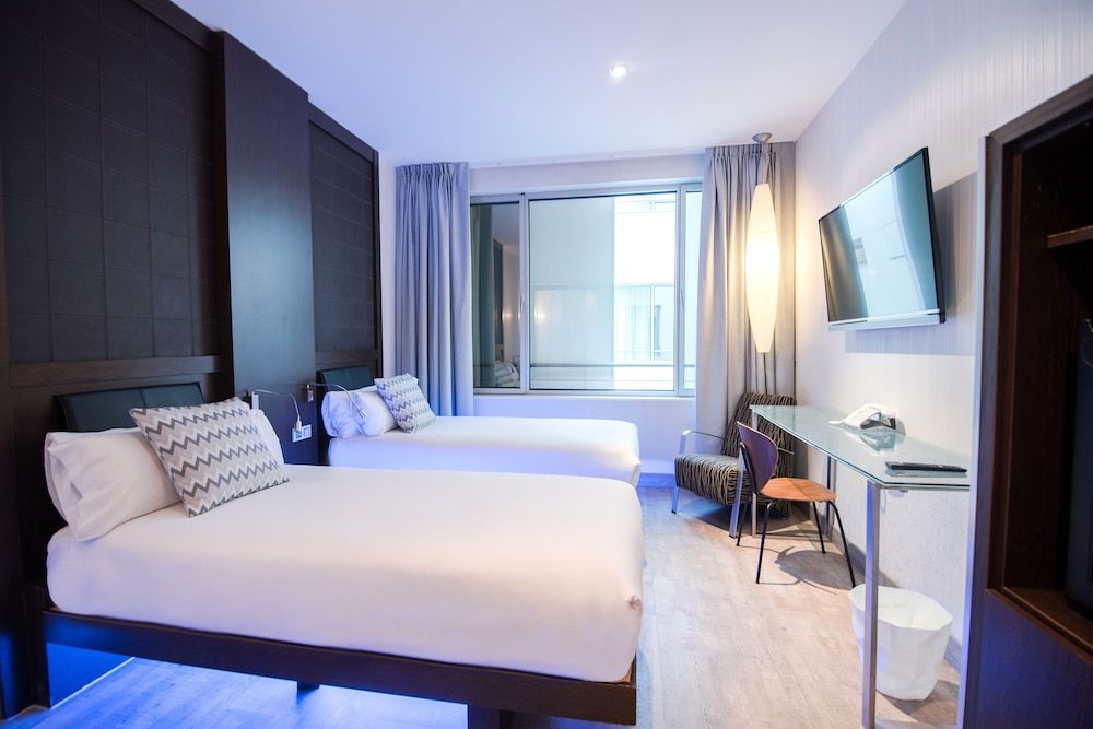 undefined Petit Palace President Castellana 6