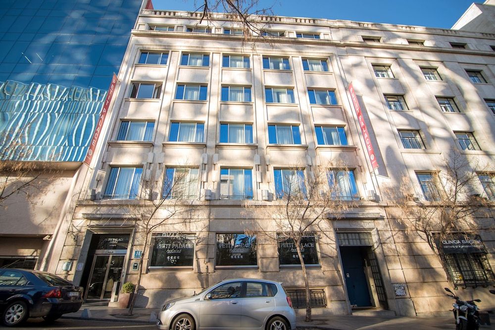 undefined Petit Palace President Castellana