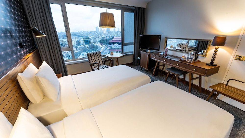 The Marmara Pera Superior Room, City View 3
