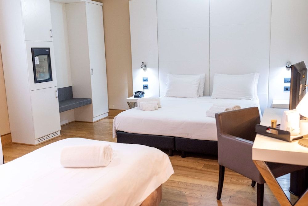 Best Western Hotel Quattrotorri Perugia Superior Room, Multiple Beds (Converts to 2 Twin Beds)