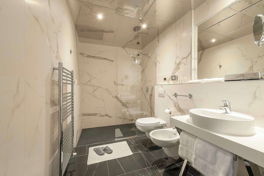 Best Western Hotel Quattrotorri Perugia Superior Room, Multiple Beds (Converts to 2 Twin Beds) 10