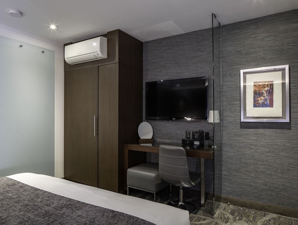 Hercor Hotel - Urban Boutique Deluxe Room, 1 King Bed 6