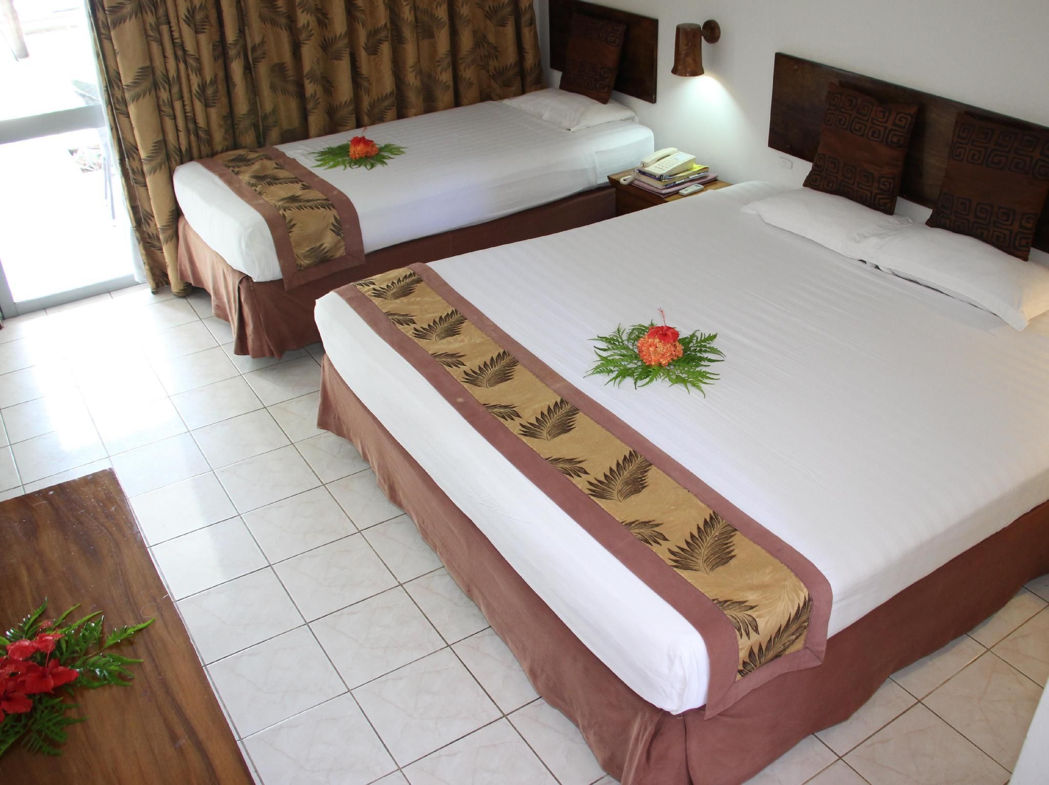 Capricorn International Hotel Superior Room 4