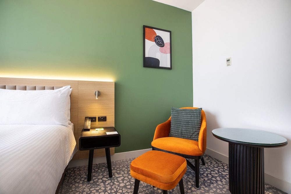 Standard Room, 1 King Bed