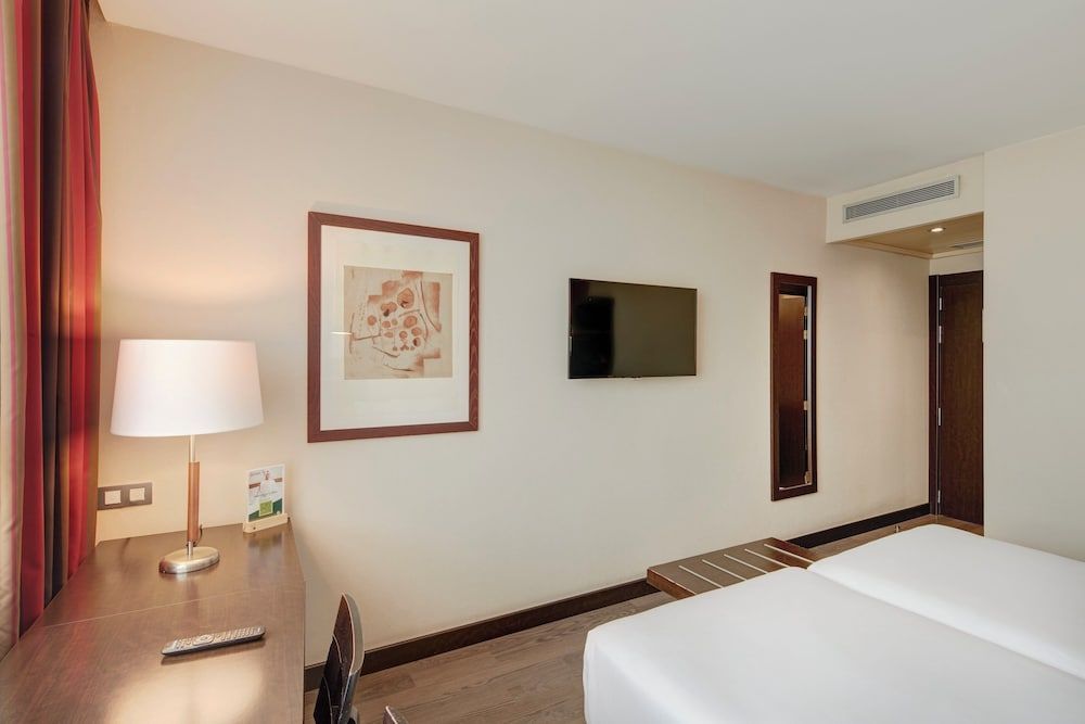 Sercotel Sant Boi Classic Twin Room 2
