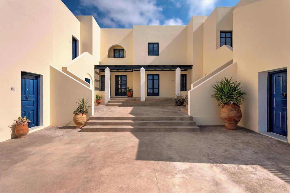 Vedema, a Luxury Collection Resort, Santorini 
