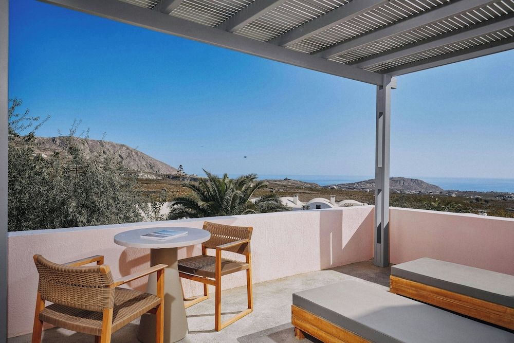 Vedema, a Luxury Collection Resort, Santorini Suite, 1 Bedroom, Non Smoking 4