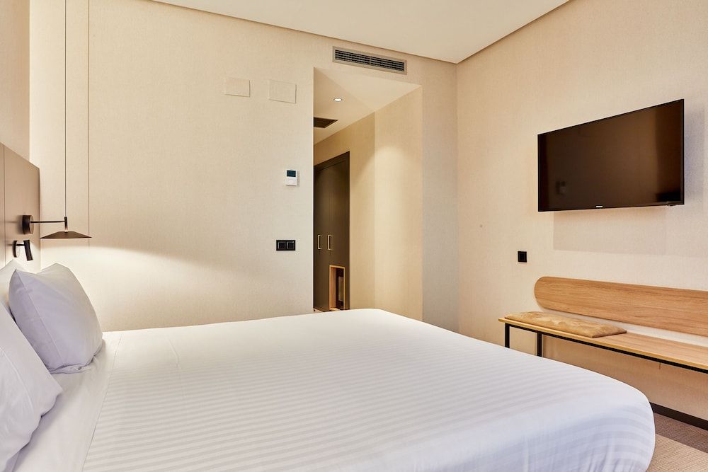 Hotel Silken Ciudad Gijon Standard Double Room Single Use (Deluxe) 2