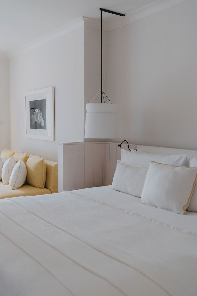 LUX Belle Mare Junior Suite, 1 King Bed, Pool View (60sqm) 5