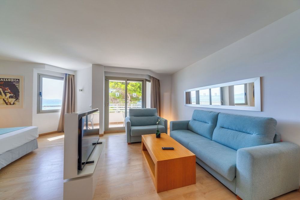 Junior Studio Suite, Partial Ocean View (2 Adults)