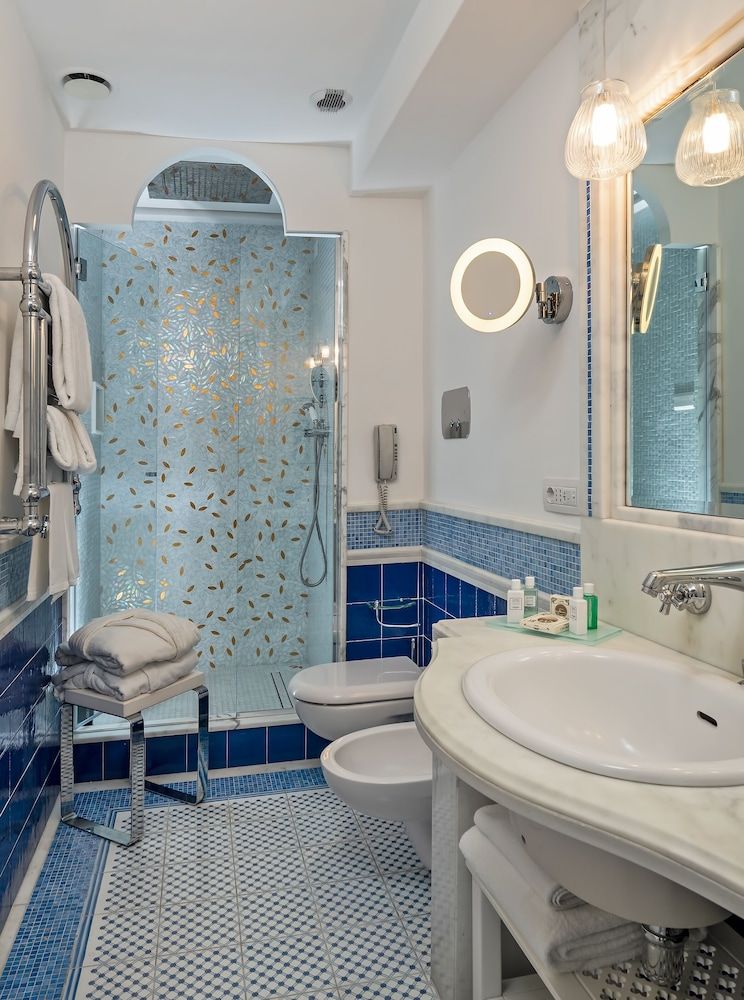 Luxury Villa Excelsior Parco Classic Double Room, Garden View 5