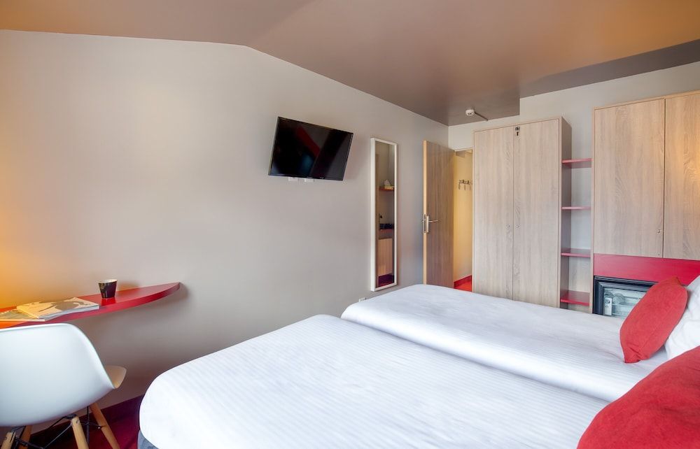 SOWELL HÔTELS Le Parc & SPA Standard Twin Room 8