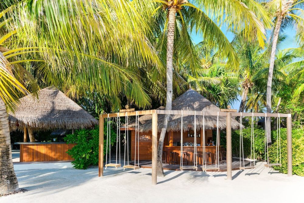 Sheraton Maldives Full Moon Resort & Spa