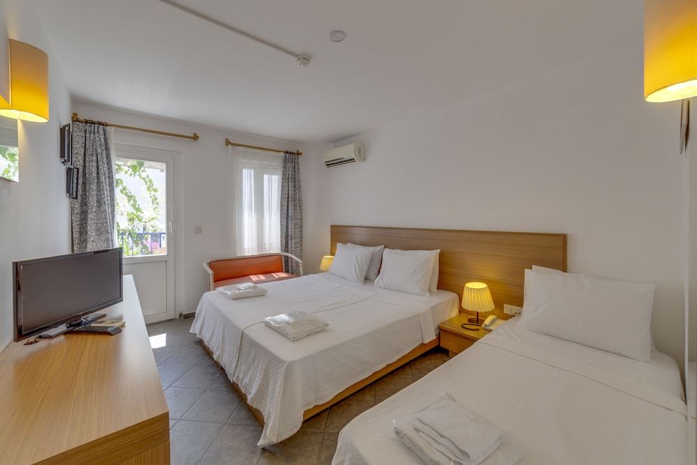 undefined Serhan Hotel