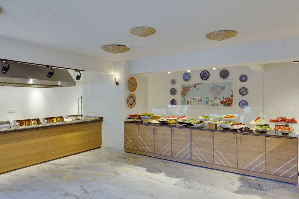 undefined Serhan Hotel 8