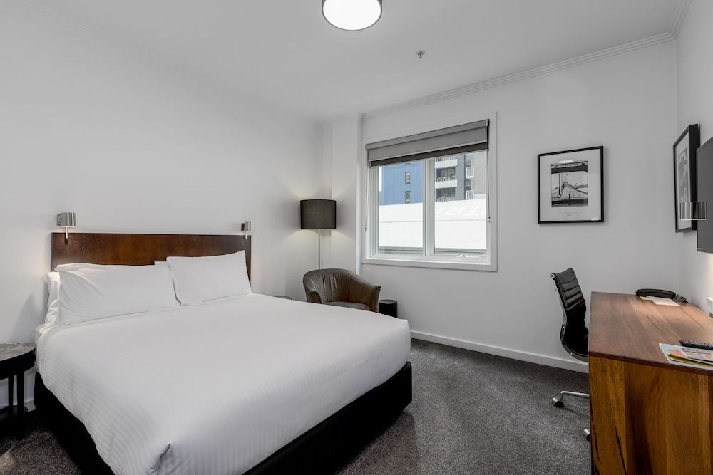 undefined Alto Hotel on Bourke 4