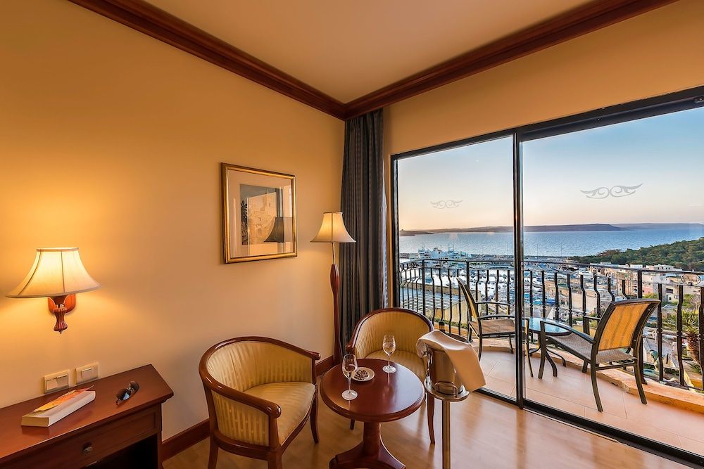 Grand Hotel Gozo Standard Room, Sea View 3