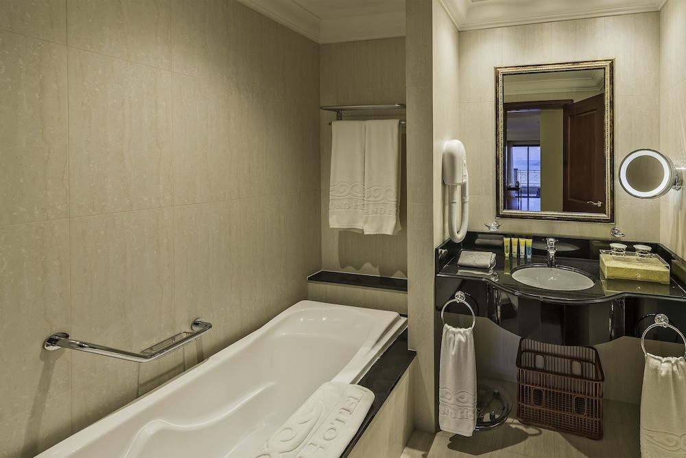 Grand Hotel Gozo Superior Room, Terrace, Sea View 5