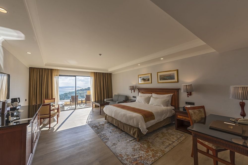 Grand Hotel Gozo Superior Room, Terrace, Sea View