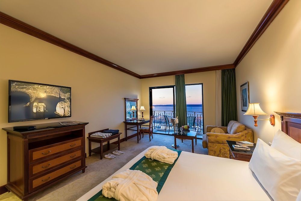 Grand Hotel Gozo Superior Room, Balcony, Sea View 2