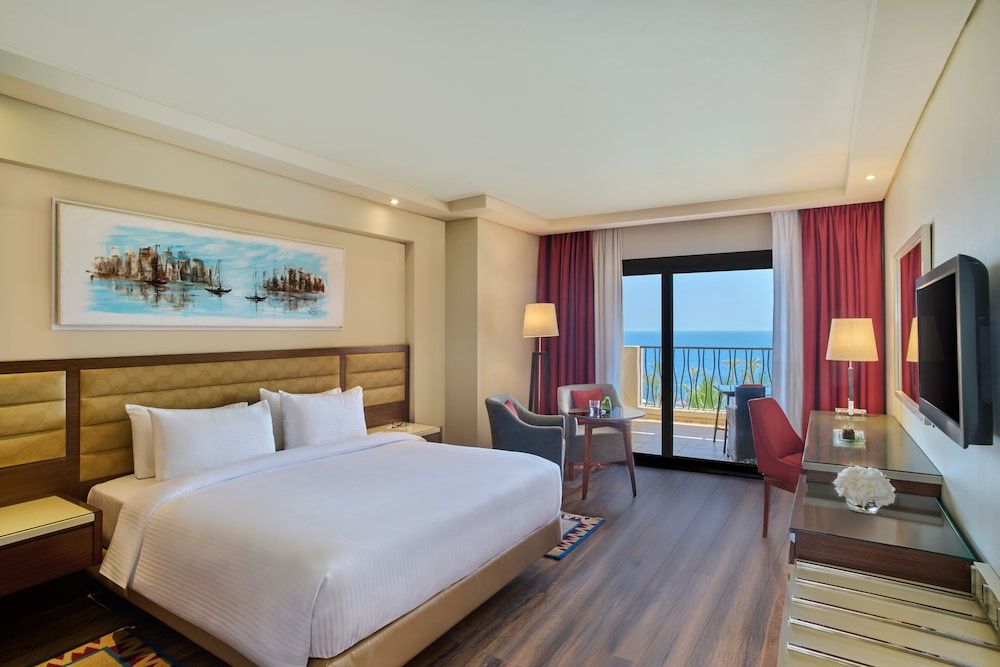 undefined Grand Rotana Resort & Spa 5