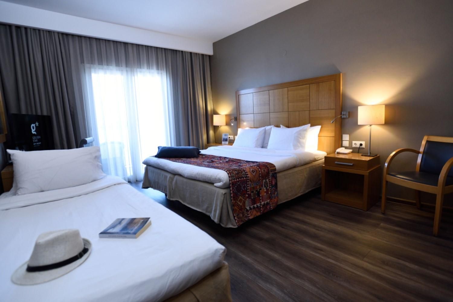 Side Sea View Family Room