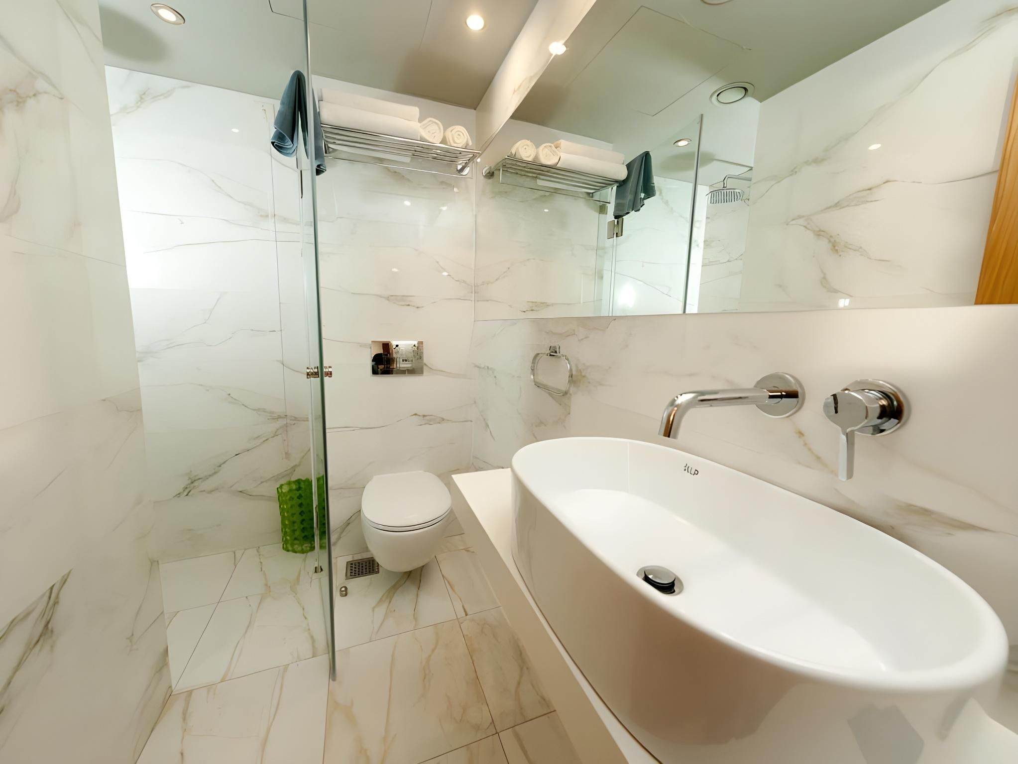 Side Sea View Family Room