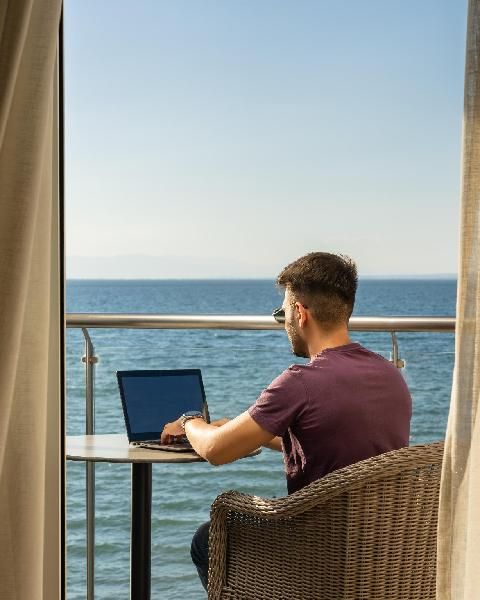 Sea View Hephaestus Suite
