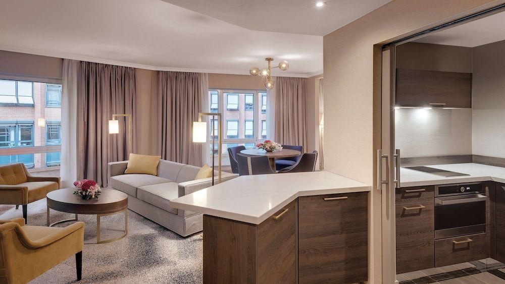 undefined Hilton Munich City 9