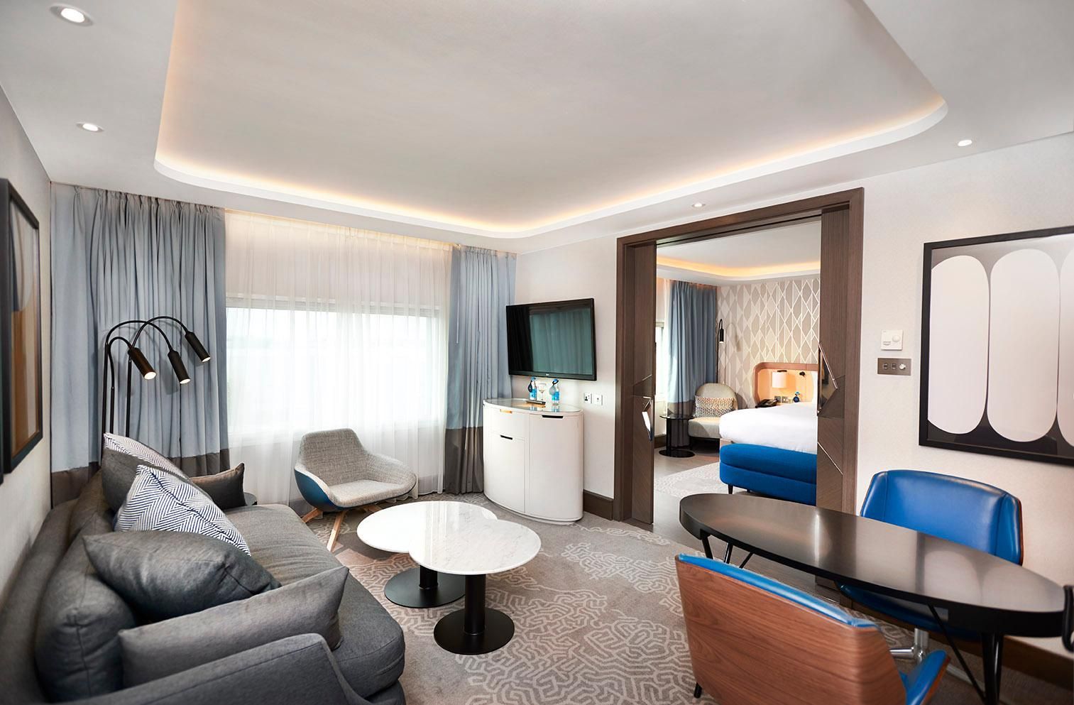 King Executive Suite with Lounge Access