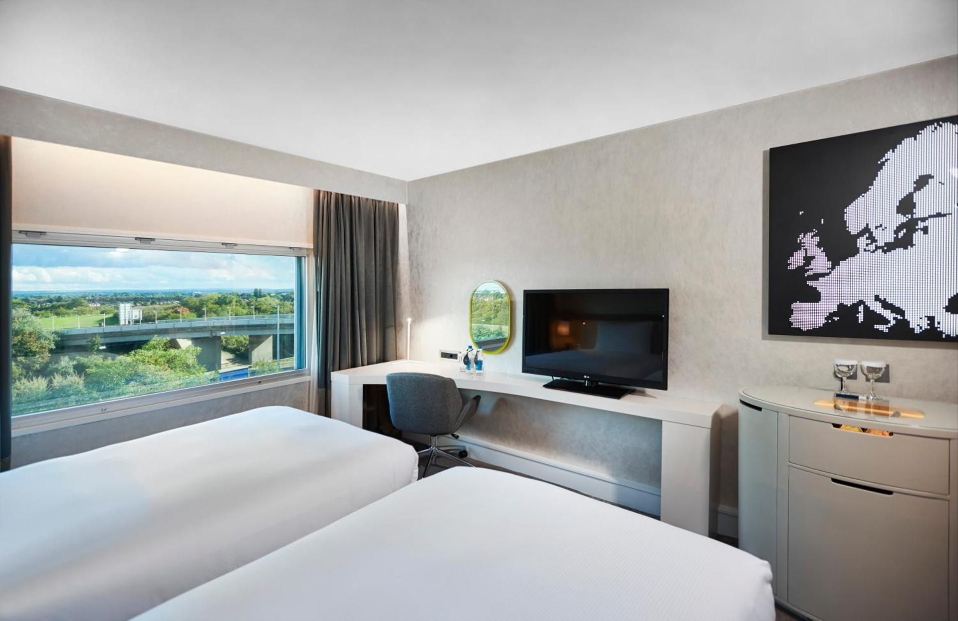 Twin Executive Room with Lounge Access