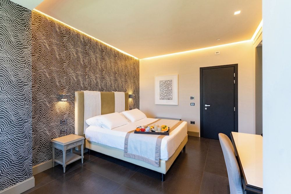 Hotel Il Gabbiano Deluxe Suite, Hot Tub, Sea View 2