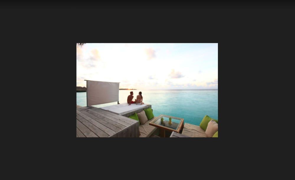 Sunset Laamu Water Villa