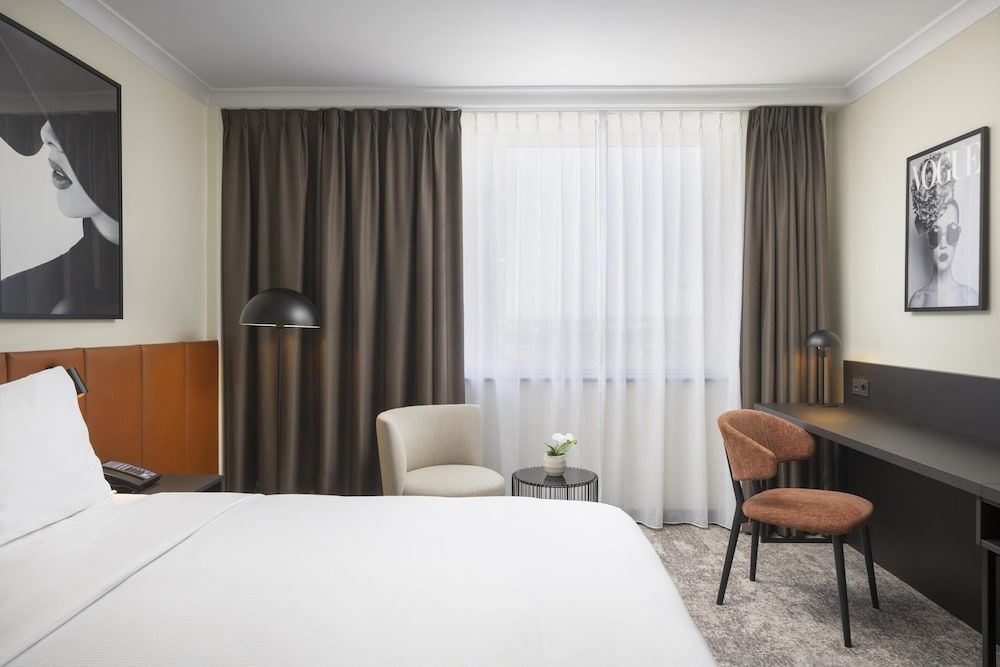 undefined Hilton Düsseldorf 4