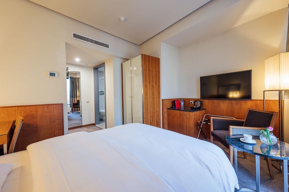 Peakture Hotel Bucharest Solo Urban 4